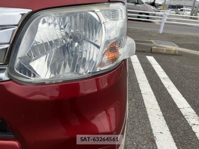 Daihatsu TANTO 2015-07 7061019-3