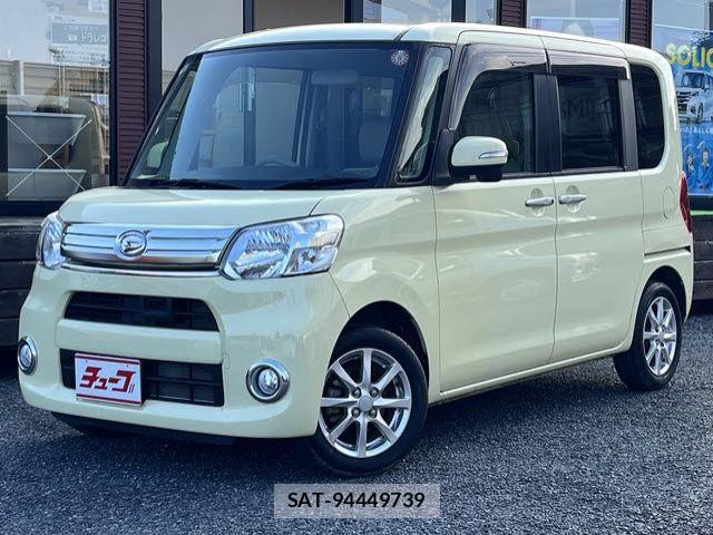 Daihatsu TANTO 2013-12 7061012-0