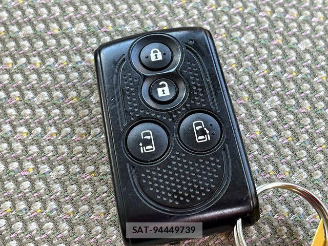 Daihatsu TANTO 2013-12 7061012-25