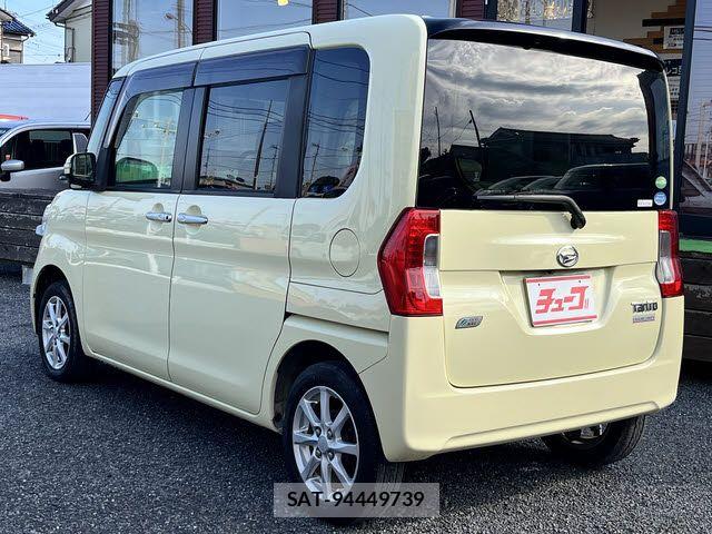 Daihatsu TANTO 2013-12 7061012-8