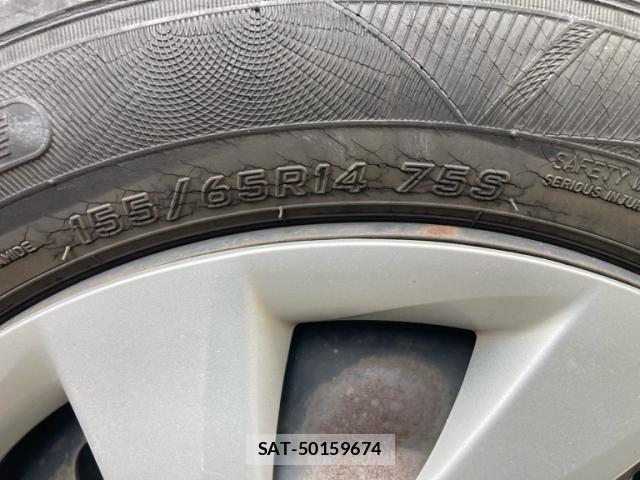 Daihatsu TANTO 2013-01 7225893-4
