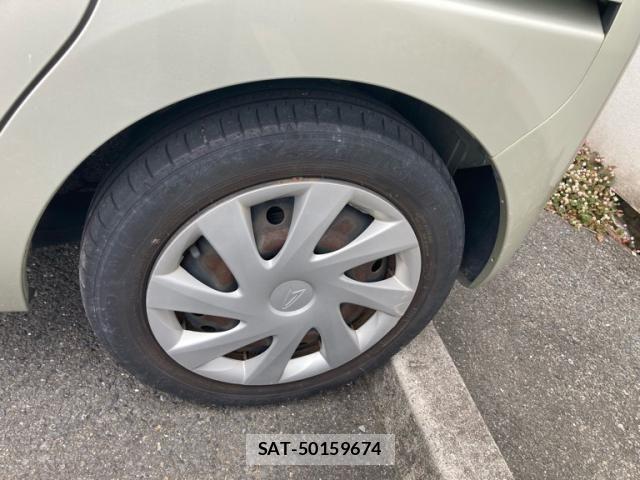 Daihatsu TANTO 2013-01 7225893-6
