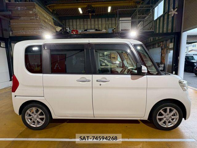 Daihatsu TANTO 2014-01 7225901-5