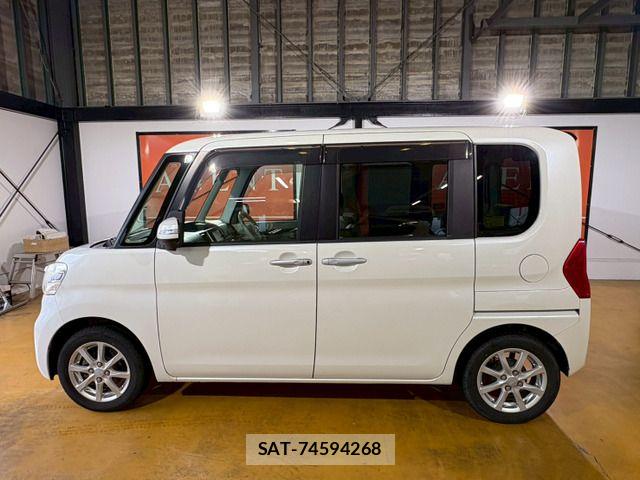 Daihatsu TANTO 2014-01 7225901-6