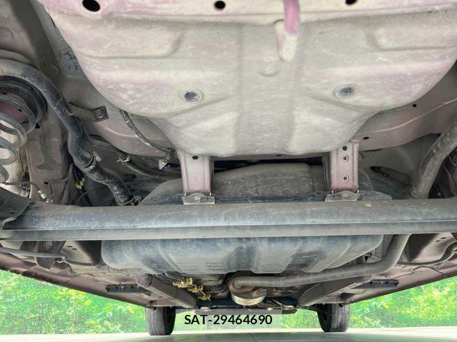 Daihatsu TANTO 2017-05 7225915-18