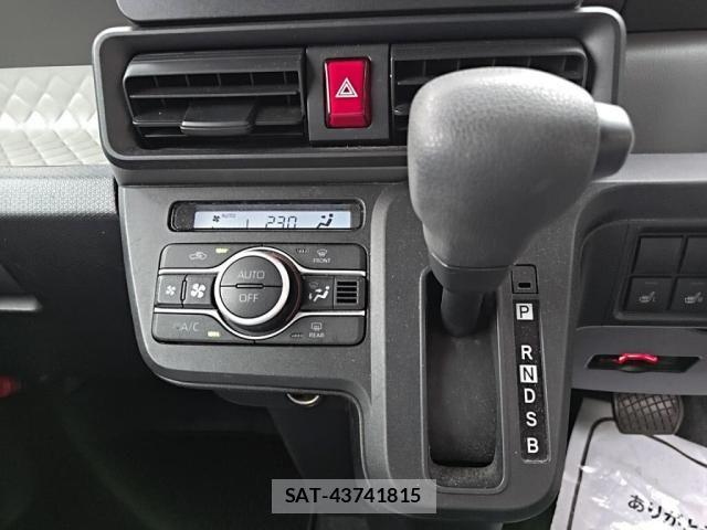 Daihatsu TANTO 2020-11 7225932-15
