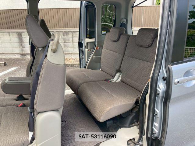 Daihatsu TANTO 2016-07 7225913-14