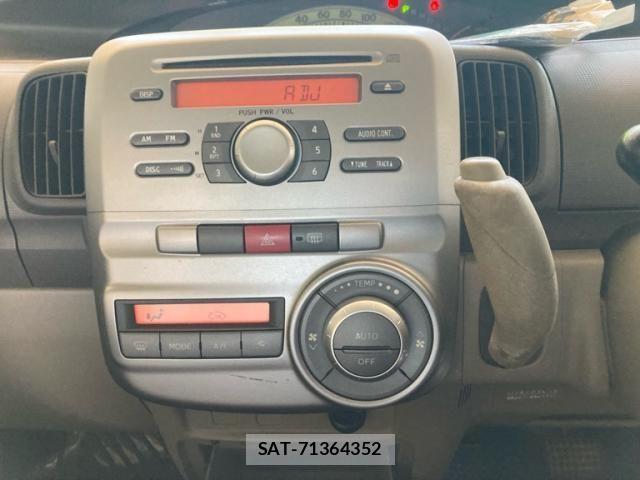 Daihatsu TANTO 2008-09 7225871-18