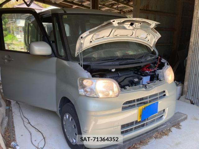 Daihatsu TANTO 2008-09 7225871-2