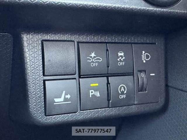 Daihatsu TANTO 2021-06 7225938-6