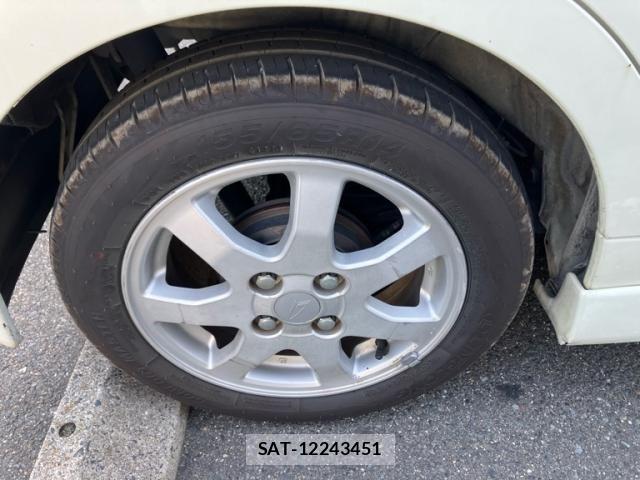 Daihatsu TANTO 2005-05 7225863-4
