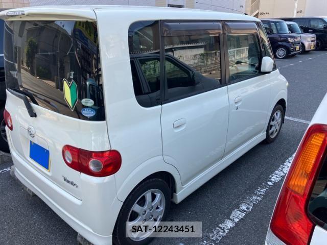 Daihatsu TANTO 2005-05 7225863-6