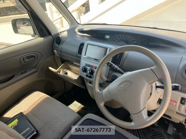 Daihatsu TANTO 2011-07 7225879-10