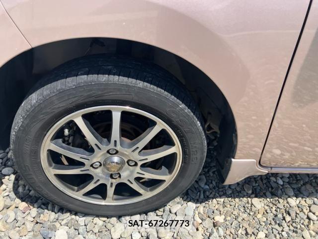 Daihatsu TANTO 2011-07 7225879-5