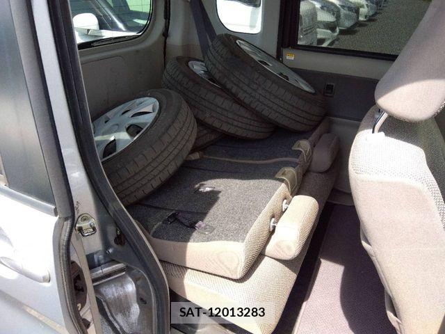Daihatsu TANTO 2016-04 7225906-4