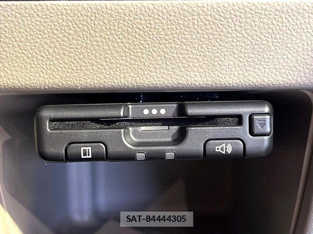 Daihatsu TANTO 2015-12 7225908-3