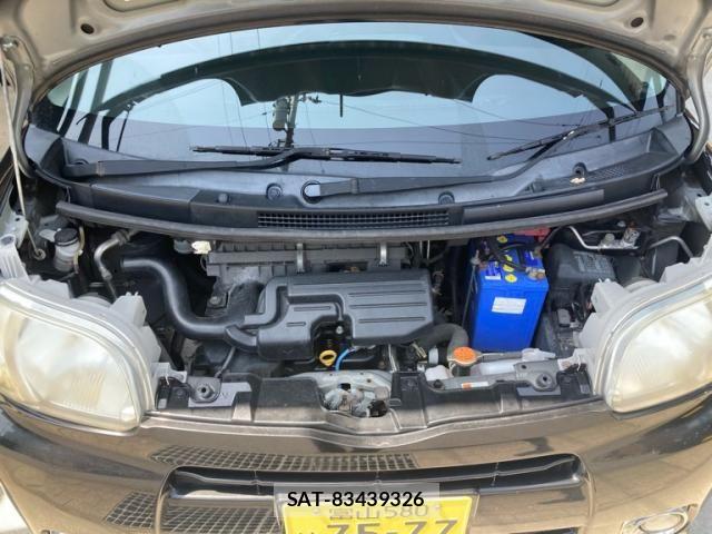 Daihatsu TANTO 2013-08 7225895-7