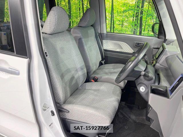 Daihatsu TANTO 2019-08 7225927-8
