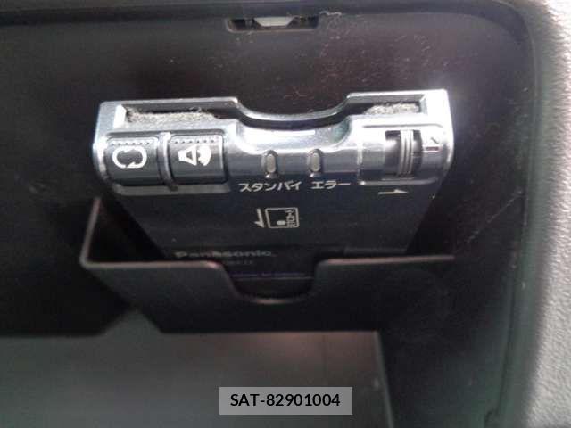 Daihatsu TANTO 2013-09 7225896-18