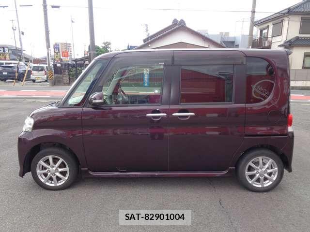 Daihatsu TANTO 2013-09 7225896-7
