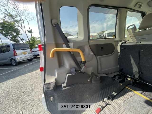 Daihatsu TANTO 2015-03 7225903-6