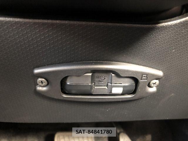 Daihatsu TANTO 2023-05 7225940-8