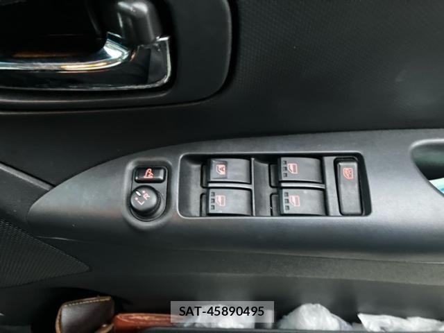 Daihatsu TANTO 2012-01 7225891-16