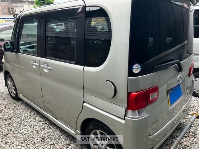 Daihatsu TANTO 2012-01 7225891-6