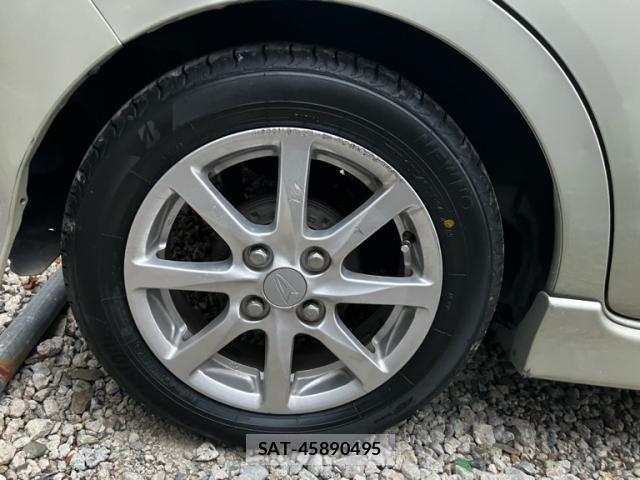 Daihatsu TANTO 2012-01 7225891-8