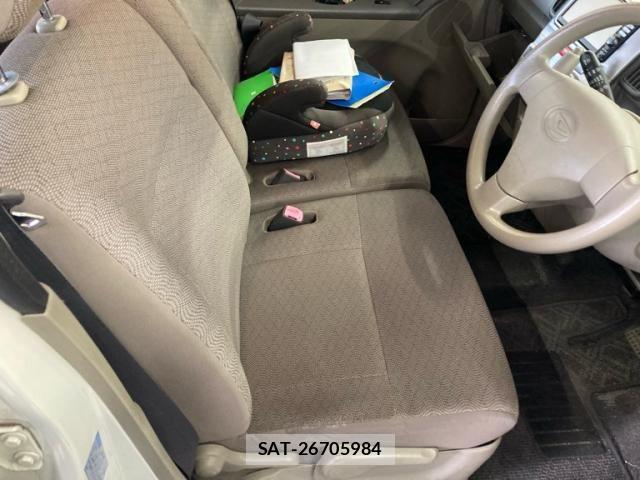 Daihatsu TANTO 2011-08 7225888-12