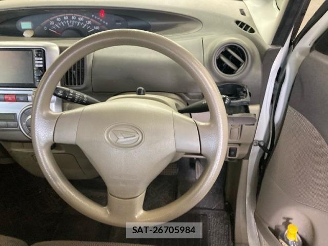 Daihatsu TANTO 2011-08 7225888-13