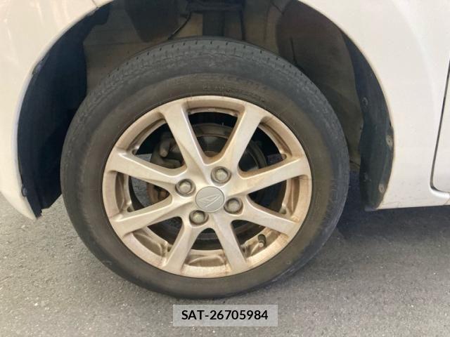 Daihatsu TANTO 2011-08 7225888-4