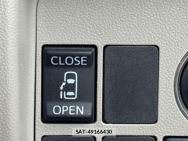Daihatsu TANTO 2015-06 7225907-27