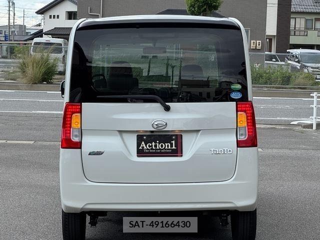 Daihatsu TANTO 2015-06 7225907-4