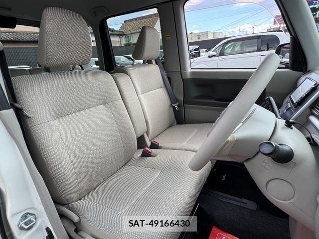 Daihatsu TANTO 2015-06 7225907-8