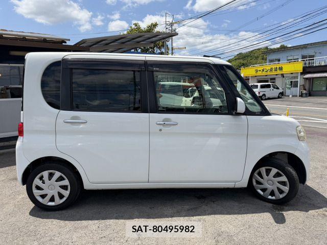 Daihatsu TANTO 2013-04 7225894-7