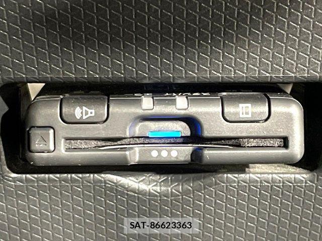 Daihatsu TANTO 2023-10 7225939-4