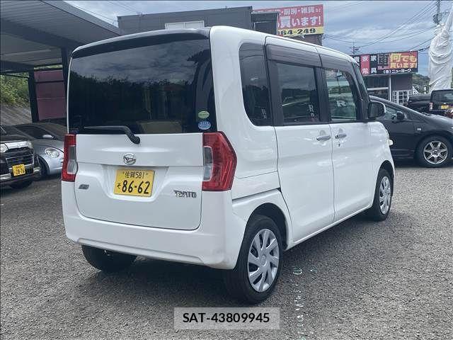 Daihatsu TANTO 2014-01 7225902-1