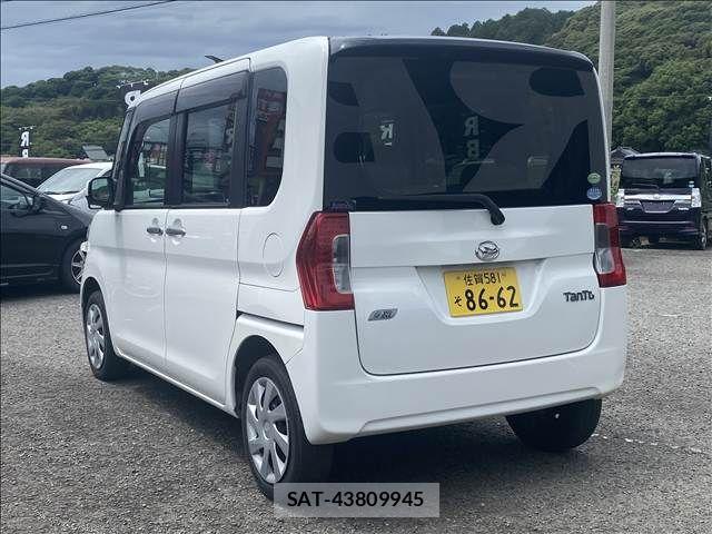 Daihatsu TANTO 2014-01 7225902-3
