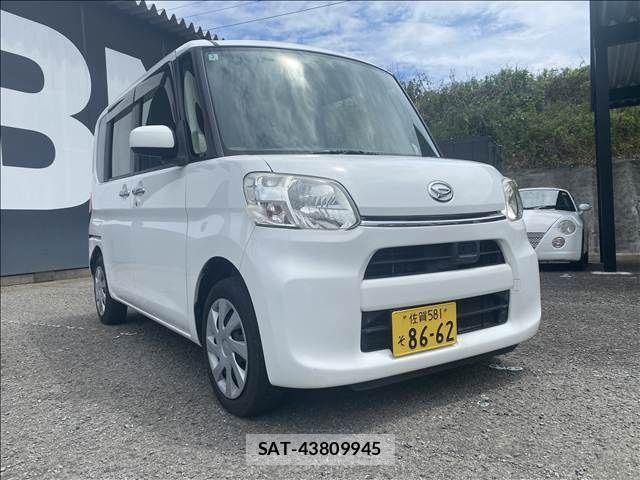 Daihatsu TANTO 2014-01 7225902-6