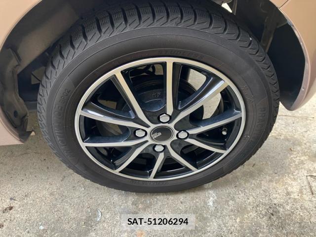 Daihatsu TANTO 2012-06 7225890-6
