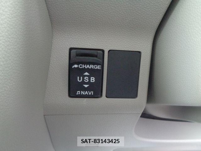Daihatsu TANTO 2018-05 7225925-25