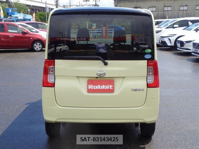 Daihatsu TANTO 2018-05 7225925-6