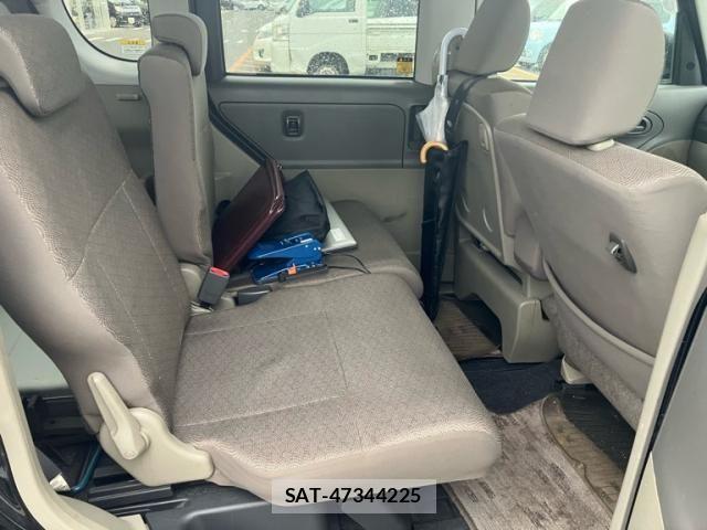 Daihatsu TANTO 2010-12 7225881-18