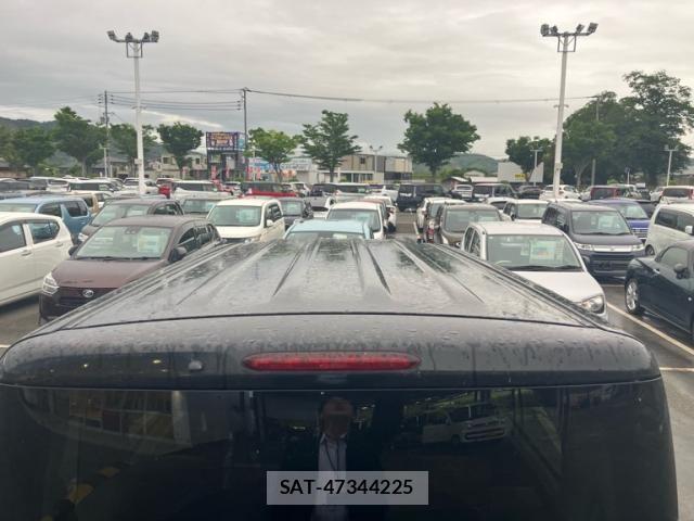 Daihatsu TANTO 2010-12 7225881-5