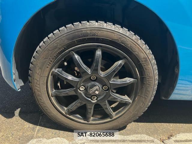 Daihatsu TANTO 2012-08 7217866-8