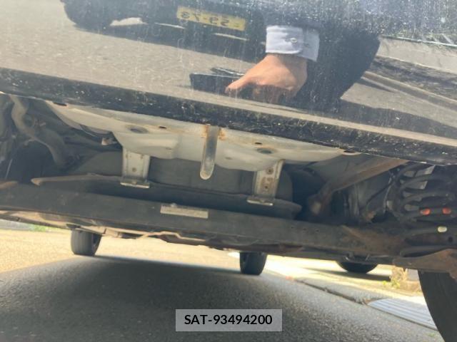 Daihatsu TANTO 2011-07 7225880-9
