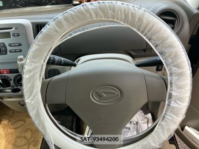Daihatsu TANTO 2011-07 7225880-15
