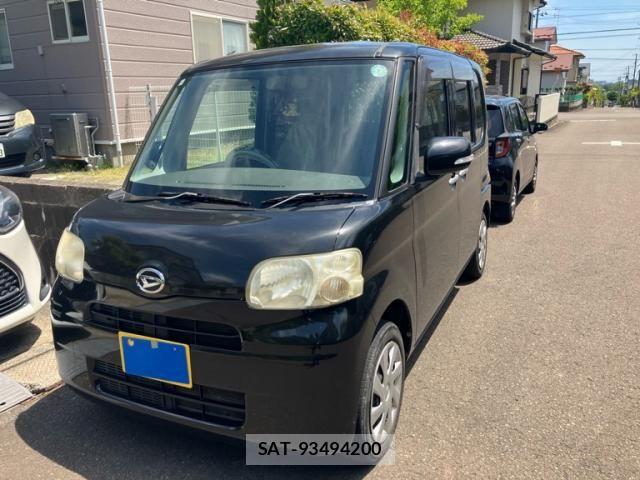 Daihatsu TANTO 2011-07 7225880-0