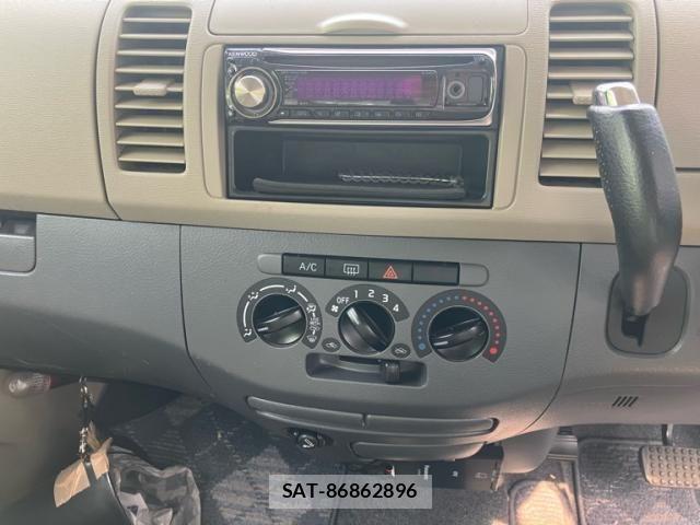 Daihatsu TANTO 2007-09 7225870-19